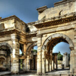 Gate_of_Mazeus_and_Mithridates_Ephesus